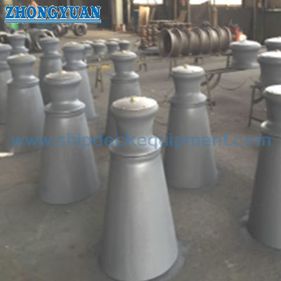 DN100mm 450mm Pedestal Roller Fairlead met Cleat. Geverifieerd SWL (2541766 kN) voor scheepsverbinding.